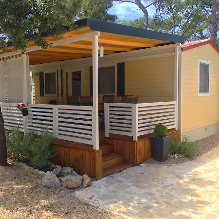 Baobab Mobile Homes Biograd Na Moru Exterior photo