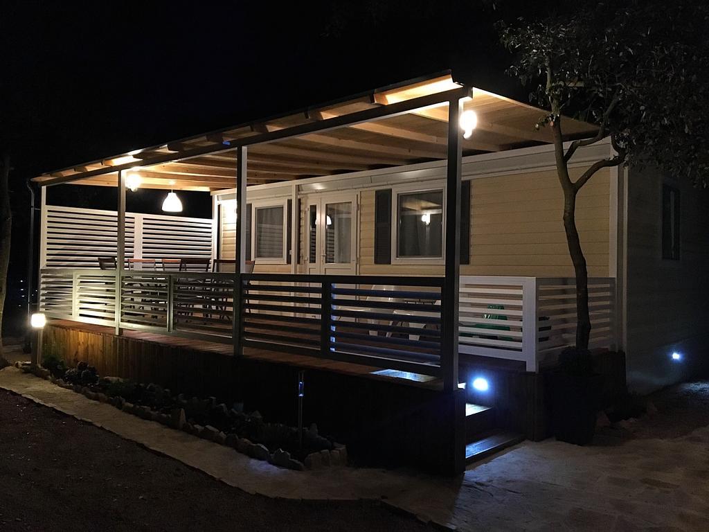 Baobab Mobile Homes Biograd Na Moru Exterior photo